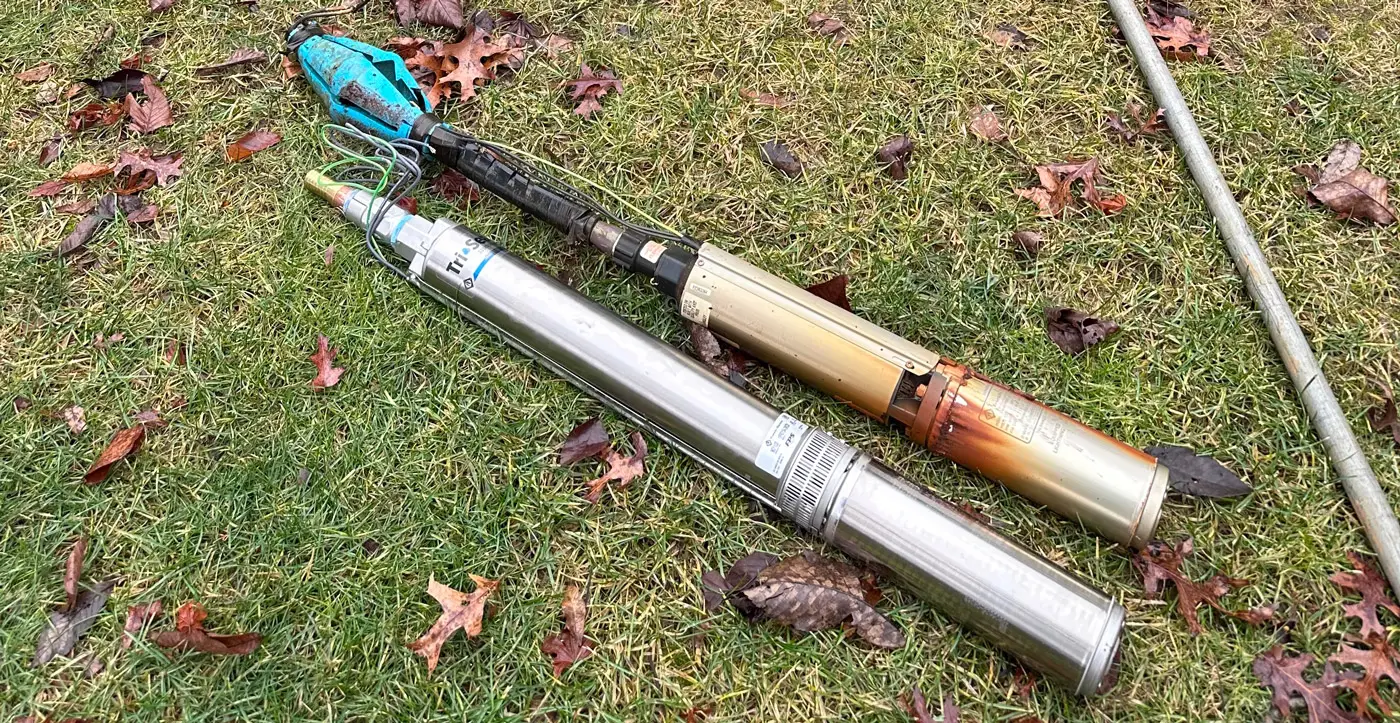 Submersible pump being replaced